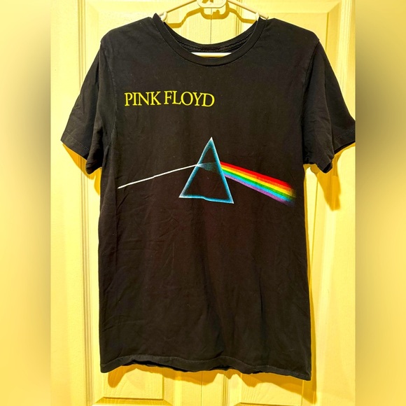Pink Floyd licensed ladies cut black T shirt. Dark side of the Moon Size M. VGUC - Picture 1 of 7